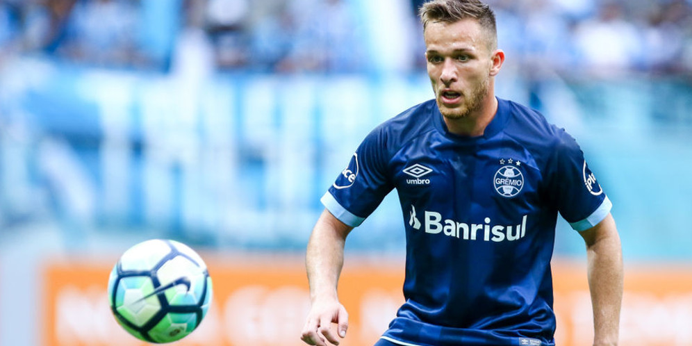 Fix, Barca Sepakati Transfer Arthur Si Calon Raja Umpan Dari Gremio!